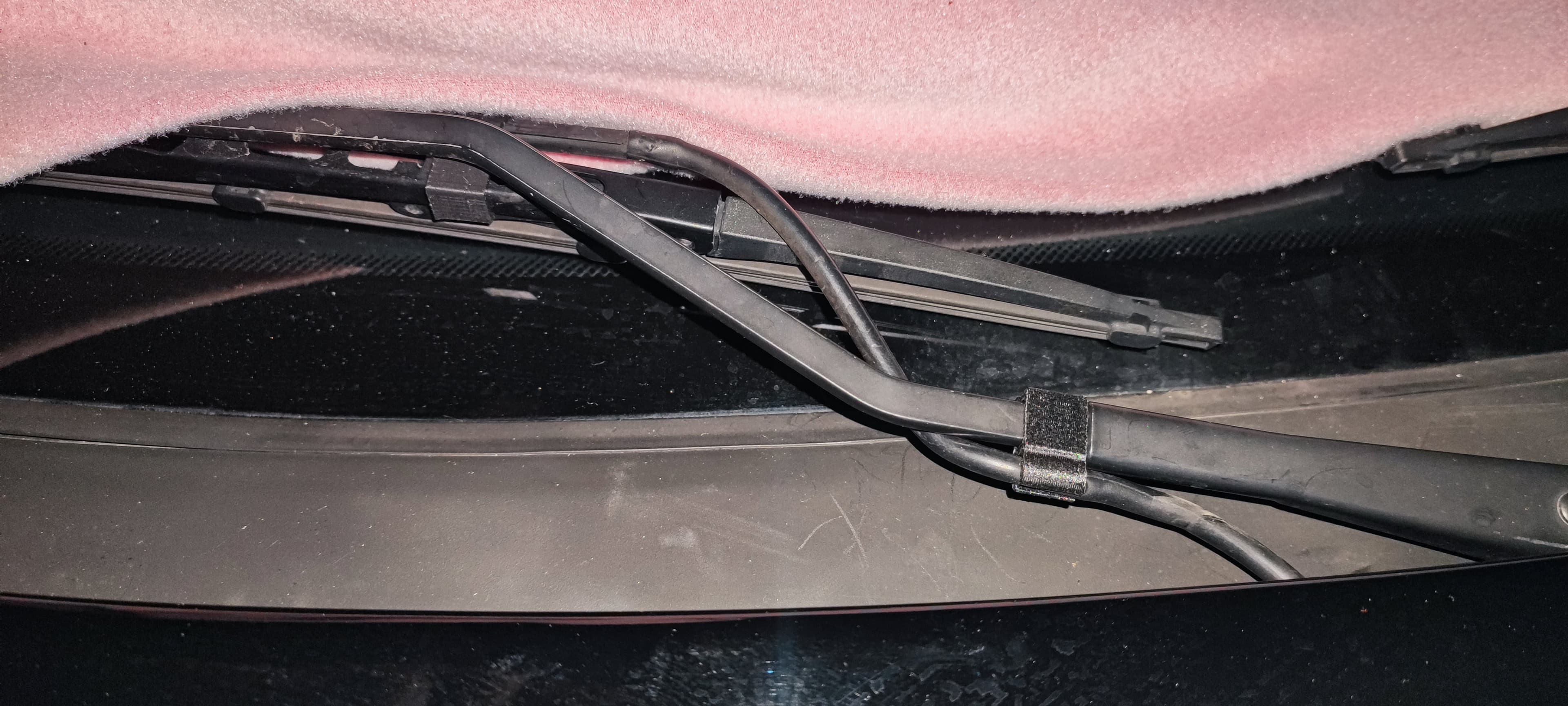 Windscreen Washer-Hose Clips