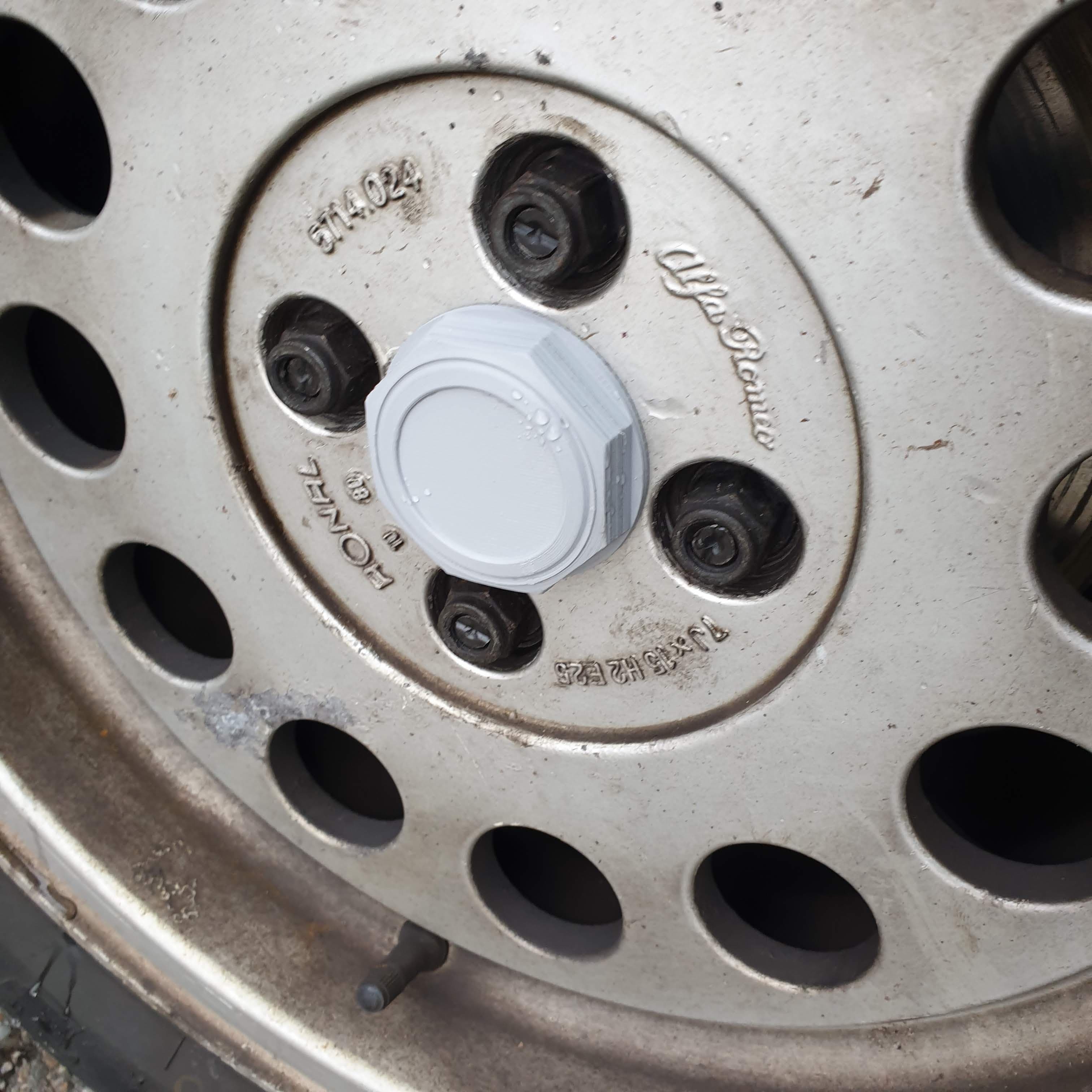 Ronal A1 Wheel Center Cap