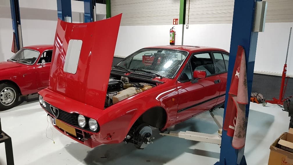 Bonnet Prop Bracket