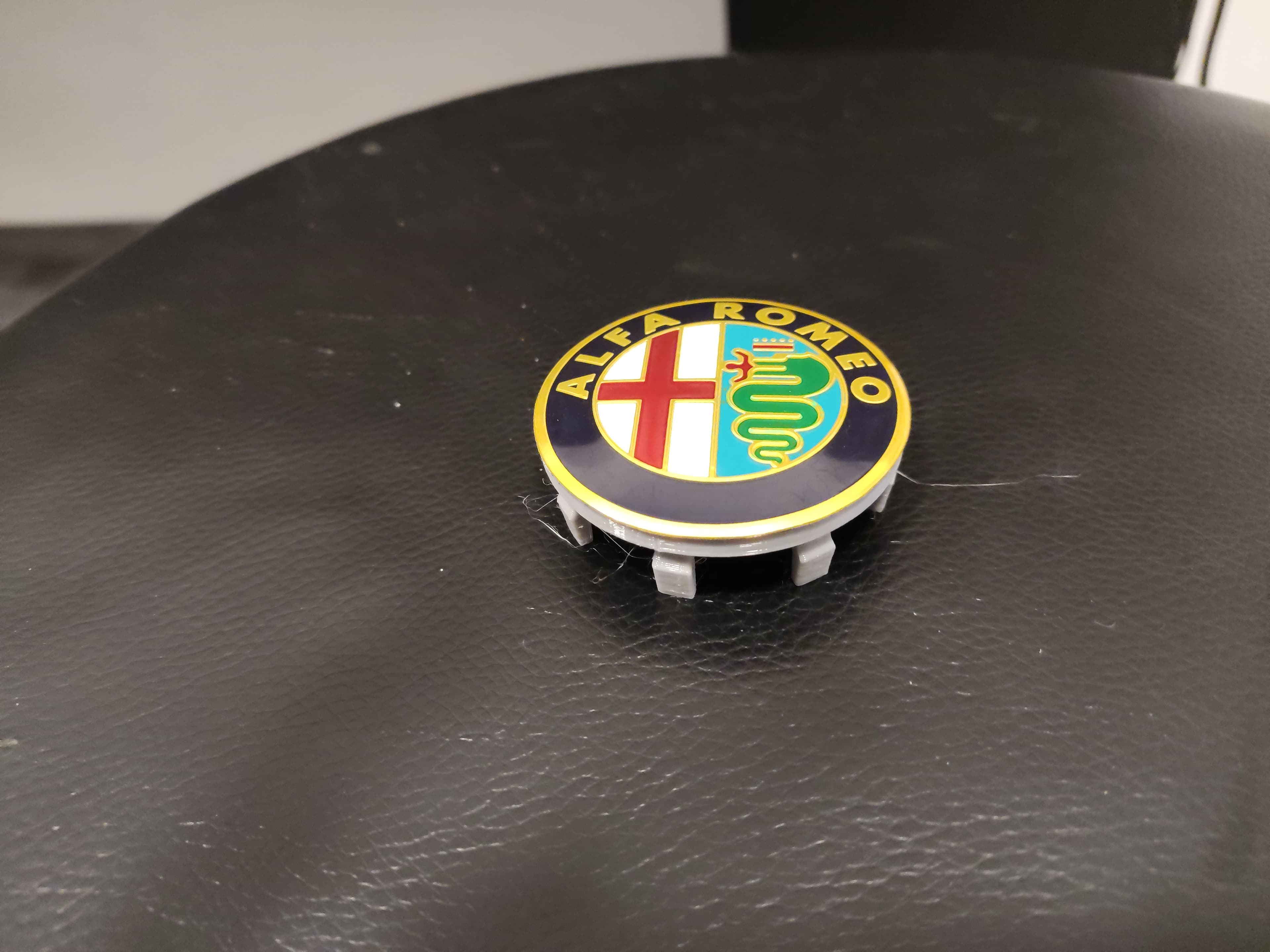 50 mm Alloy-Wheel Center Cap
